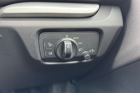 BW19FKF Audi A3 1.6 TDI 30 SE Technik Sportback Euro 6 (s/s) 5dr Thumbnail #44