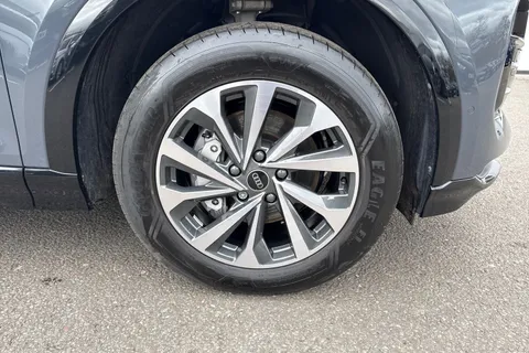 10 of 55 for Audi Q6 E-Tron Q6 SUV Sport e-tron 185,00 kW