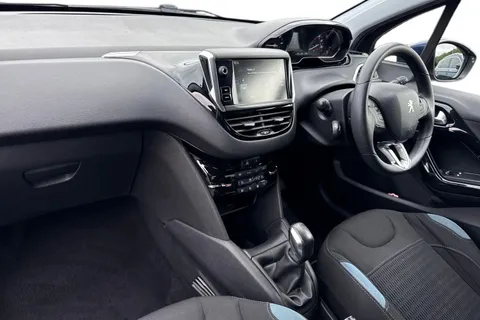 MF15YVH PEUGEOT 208 1.2 VTi PureTech Allure Euro 6 5dr Thumbnail #16