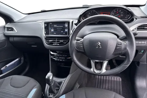 MF15YVH PEUGEOT 208 1.2 VTi PureTech Allure Euro 6 5dr Thumbnail #19