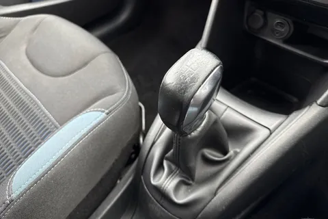 MF15YVH PEUGEOT 208 1.2 VTi PureTech Allure Euro 6 5dr Thumbnail #24