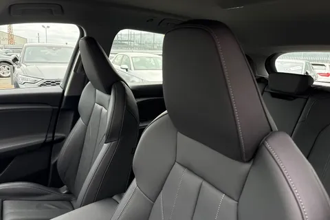 24 of 55 for Audi Q6 E-Tron Q6 SUV Sport e-tron 185,00 kW