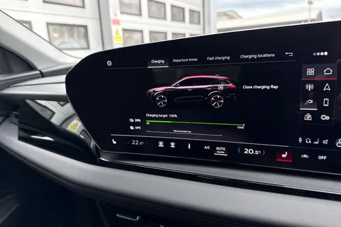 38 of 55 for Audi Q6 E-Tron Q6 SUV Sport e-tron 185,00 kW