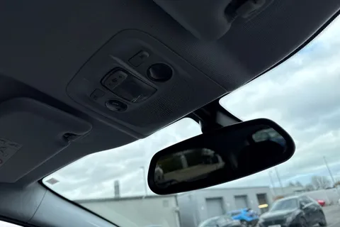 MF15YVH PEUGEOT 208 1.2 VTi PureTech Allure Euro 6 5dr Thumbnail #55