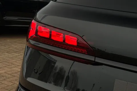 Audi Q7 3.0 TDI V6 50 Vorsprung Tiptronic quattro Euro 6 (s/s) 5dr Thumbnail #49