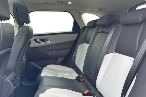 KW24LJE Land Rover Range Rover Velar 2.0 D200 Dynamic HSE 5dr Thumbnail #5