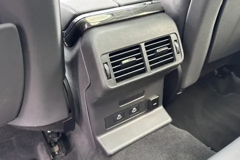 KW24LJE Land Rover Range Rover Velar 2.0 D200 Dynamic HSE 5dr Thumbnail #20