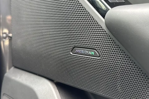 KW24LJE Land Rover Range Rover Velar 2.0 D200 Dynamic HSE 5dr Thumbnail #26