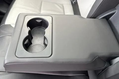 KW24LJE Land Rover Range Rover Velar 2.0 D200 Dynamic HSE 5dr Thumbnail #43