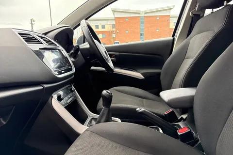 DF19RFE Suzuki Sx4 S-Cross 1.0 Boosterjet SZ-T 5dr Thumbnail #28