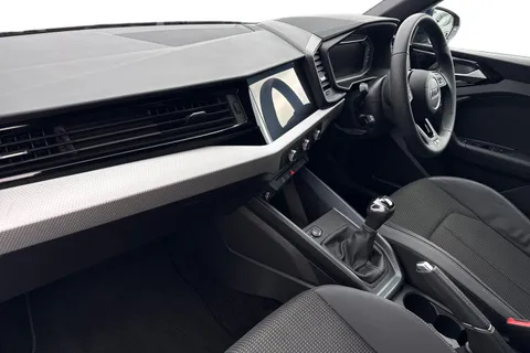 YE25XZZ Audi A1 S line 25 TFSI  95 PS 5-speed Thumbnail #16