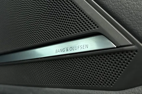 31 of 48 for Audi A6 Saloon S line 40 TDI quattro 204 PS S tronic