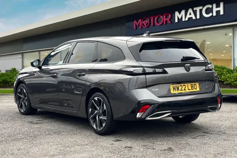 2 of 55 for PEUGEOT 308 SW 1.5 BlueHDi Allure Premium EAT Euro 6 (s/s) 5dr