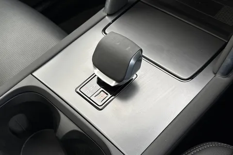 KM74WDP Land Rover Discovery Sport 2.0 D200 Dynamic SE 5dr Thumbnail #15