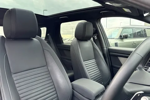 KM74WDP Land Rover Discovery Sport 2.0 D200 Dynamic SE 5dr Thumbnail #23