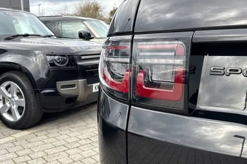 KM74WDP Land Rover Discovery Sport 2.0 D200 Dynamic SE 5dr Thumbnail #28