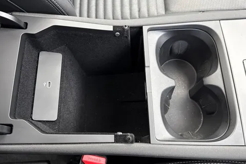 KM74WDP Land Rover Discovery Sport 2.0 D200 Dynamic SE 5dr Thumbnail #51