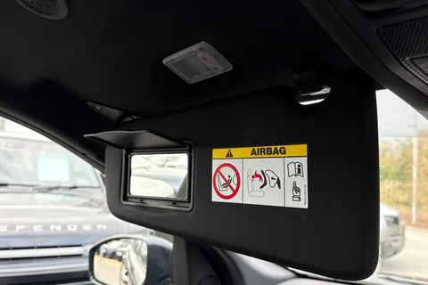 KM74WDP Land Rover Discovery Sport 2.0 D200 Dynamic SE 5dr Thumbnail #52