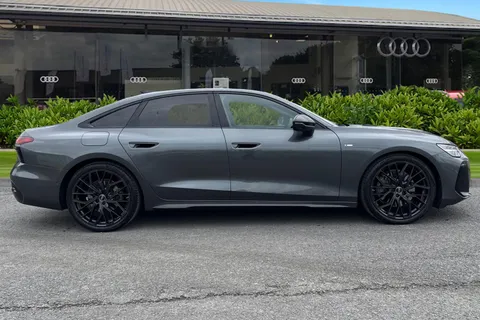 PJ75NMM Audi A6 Saloon Launch Edition TDI quattro 204 PS S tronic Thumbnail #4