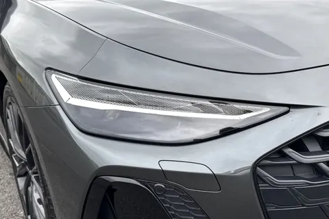 PJ75NMM Audi A6 Saloon Launch Edition TDI quattro 204 PS S tronic Thumbnail #9