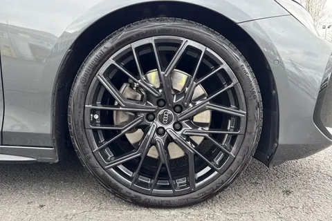 PJ75NMM Audi A6 Saloon Launch Edition TDI quattro 204 PS S tronic Thumbnail #10