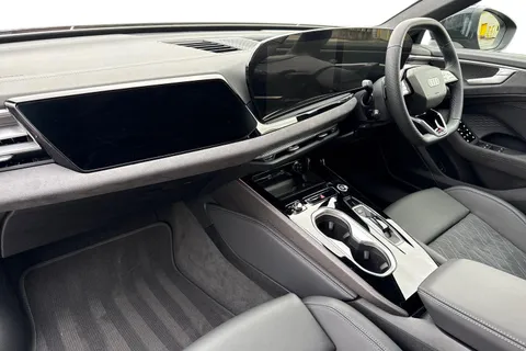 PJ75NMM Audi A6 Saloon Launch Edition TDI quattro 204 PS S tronic Thumbnail #15