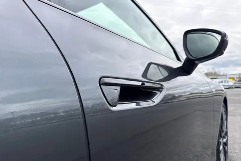 PJ75NMM Audi A6 Saloon Launch Edition TDI quattro 204 PS S tronic Thumbnail #33