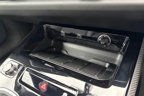 PJ75NMM Audi A6 Saloon Launch Edition TDI quattro 204 PS S tronic Thumbnail #50