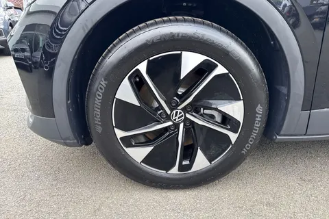 DE25ZPG Volkswagen ID.4 128kW Family Pro 77kWh 5dr Auto [135kW Ch] Thumbnail #13