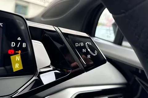 DE25ZPG Volkswagen ID.4 128kW Family Pro 77kWh 5dr Auto [135kW Ch] Thumbnail #23