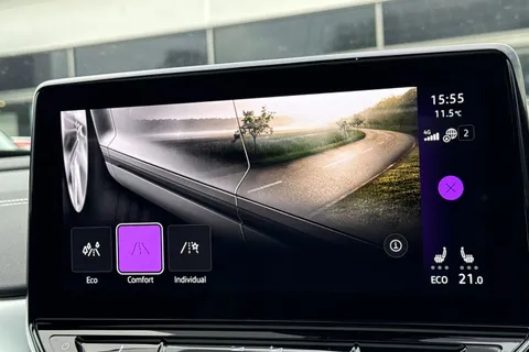 DE25ZPG Volkswagen ID.4 128kW Family Pro 77kWh 5dr Auto [135kW Ch] Thumbnail #31