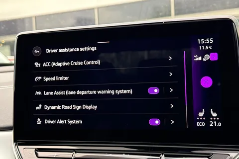 DE25ZPG Volkswagen ID.4 128kW Family Pro 77kWh 5dr Auto [135kW Ch] Thumbnail #32