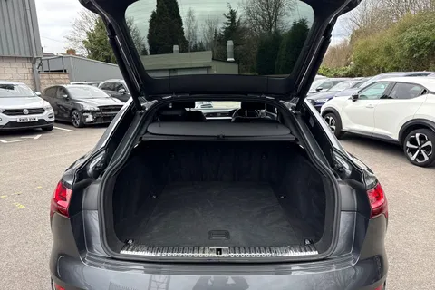 YF21XCN Audi e-tron 50 S line Sportback Auto quattro 5dr 71.2kWh Thumbnail #11