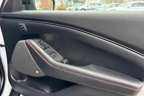 DX74KPN Ford Mustang Mach-E Extended Range 91kWh Premium AWD 5dr Thumbnail #22