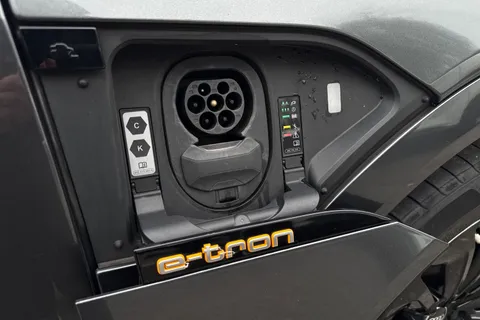 YF21XCN Audi e-tron 50 S line Sportback Auto quattro 5dr 71.2kWh Thumbnail #29
