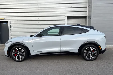 DX74KPN Ford Mustang Mach-E Extended Range 91kWh Premium AWD 5dr Thumbnail #34