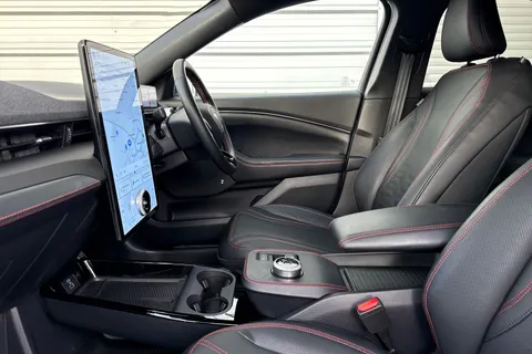 DX74KPN Ford Mustang Mach-E Extended Range 91kWh Premium AWD 5dr Thumbnail #36