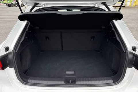 PK72XWO Audi A3 Technik 30 TFSI  110 PS 6-speed Thumbnail #8