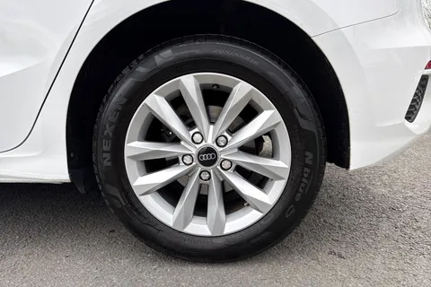 PK72XWO Audi A3 Technik 30 TFSI  110 PS 6-speed Thumbnail #13