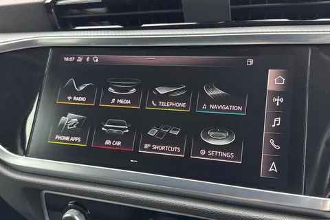 12 of 66 for Audi Q3 Sport 35 TFSI 150 PS S tronic