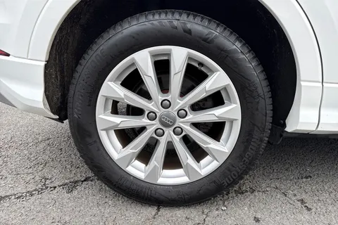 22 of 66 for Audi Q3 Sport 35 TFSI 150 PS S tronic