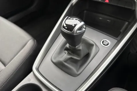 PK72XWO Audi A3 Technik 30 TFSI  110 PS 6-speed Thumbnail #24