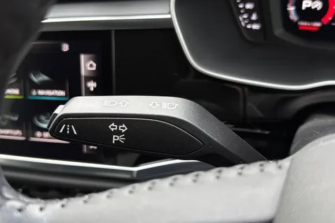 44 of 66 for Audi Q3 Sport 35 TFSI 150 PS S tronic