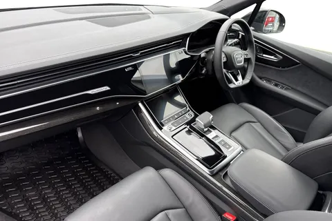 14 of 61 for Audi Q7 SUV Black Edition 50 TDI quattro 286 PS tiptronic