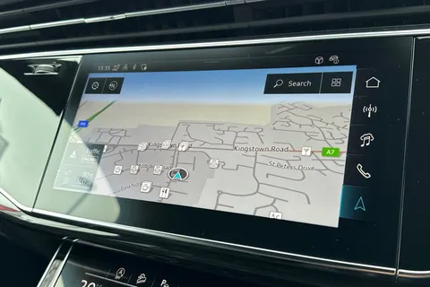 16 of 61 for Audi Q7 SUV Black Edition 50 TDI quattro 286 PS tiptronic