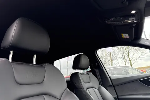 23 of 61 for Audi Q7 SUV Black Edition 50 TDI quattro 286 PS tiptronic