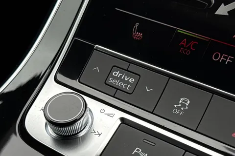 53 of 61 for Audi Q7 SUV Black Edition 50 TDI quattro 286 PS tiptronic