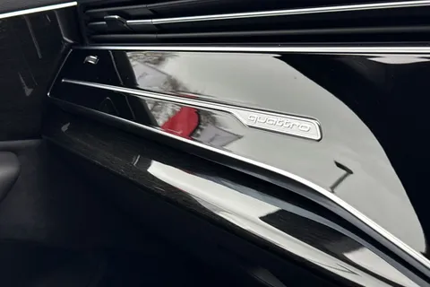 56 of 61 for Audi Q7 SUV Black Edition 50 TDI quattro 286 PS tiptronic