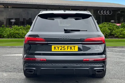 4 of 66 for Audi Q7 SUV Black Edition 45 TDI quattro 231 PS tiptronic