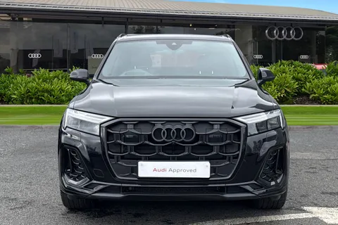 6 of 66 for Audi Q7 SUV Black Edition 45 TDI quattro 231 PS tiptronic